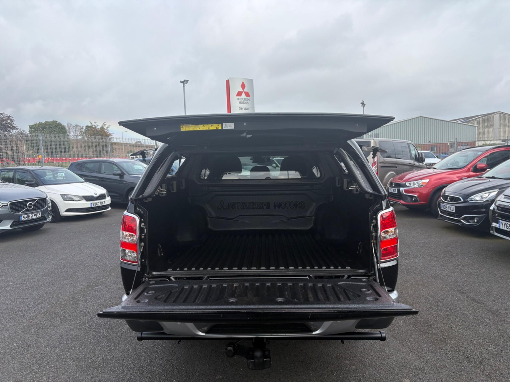 Mitsubishi L200