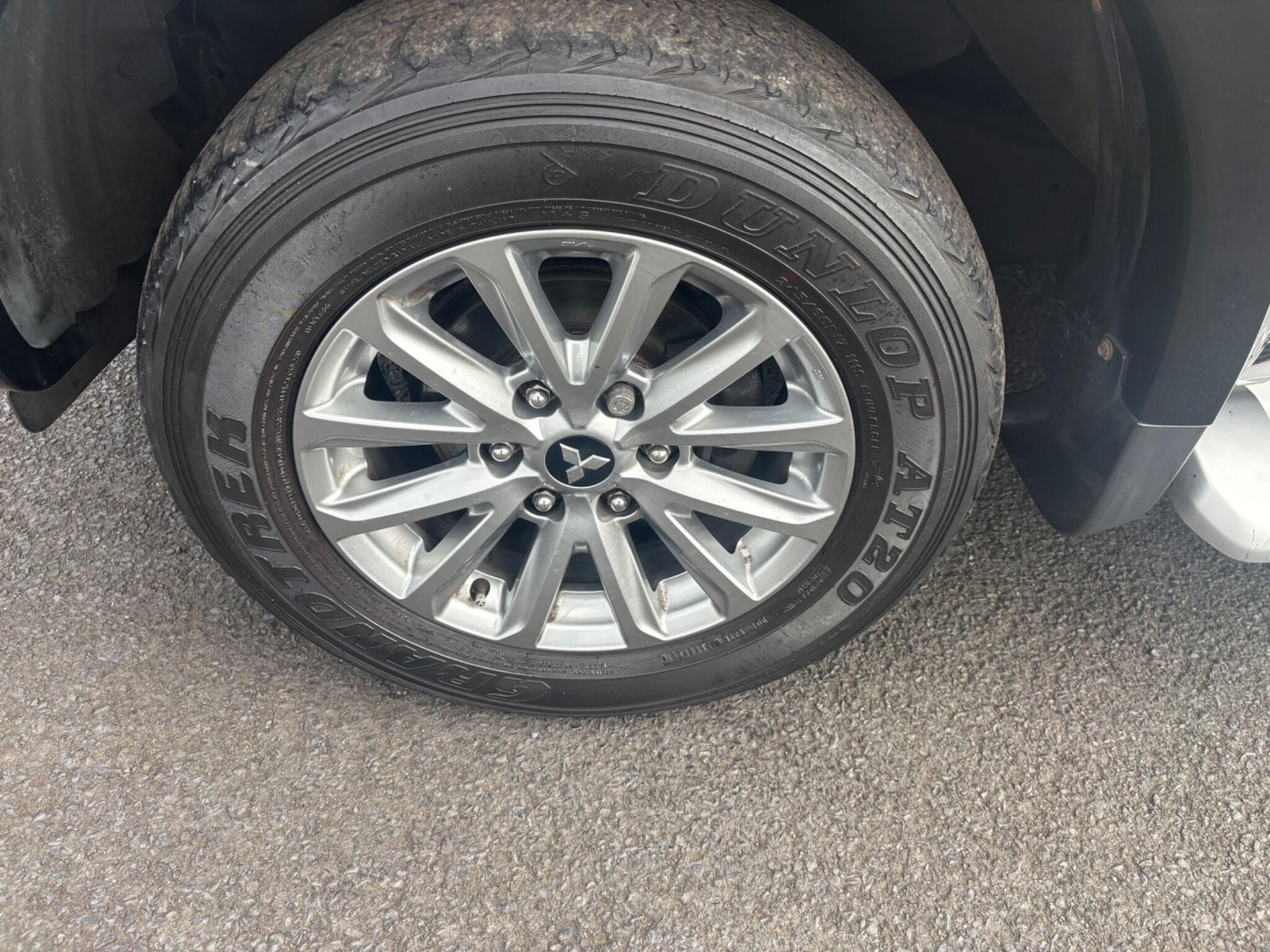 Mitsubishi L200