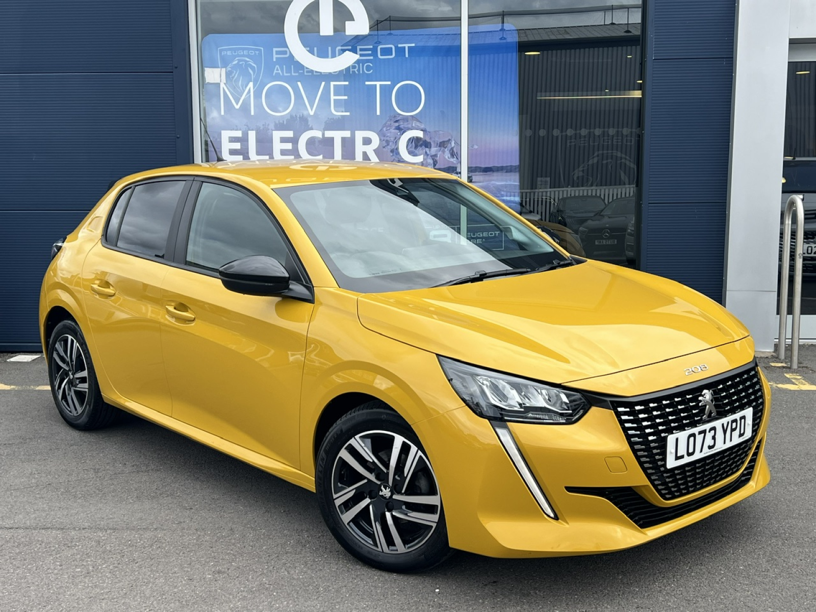 Peugeot 208