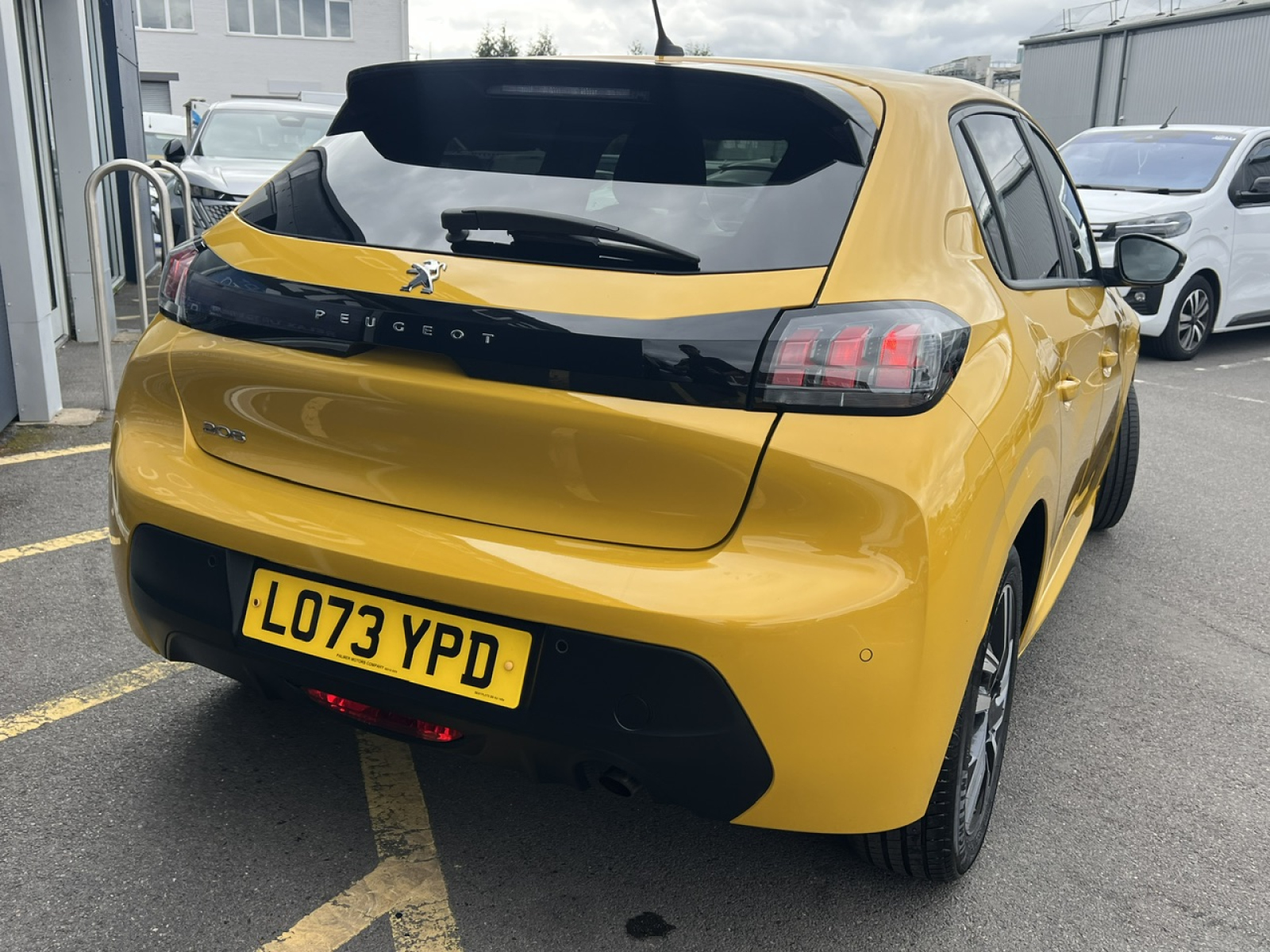 Peugeot 208