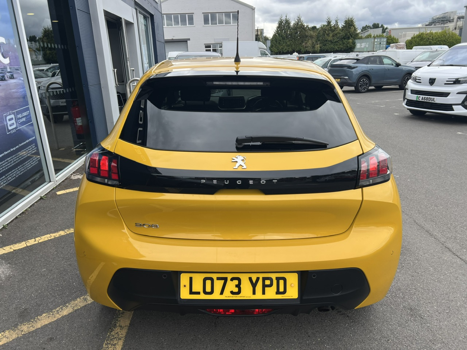 Peugeot 208