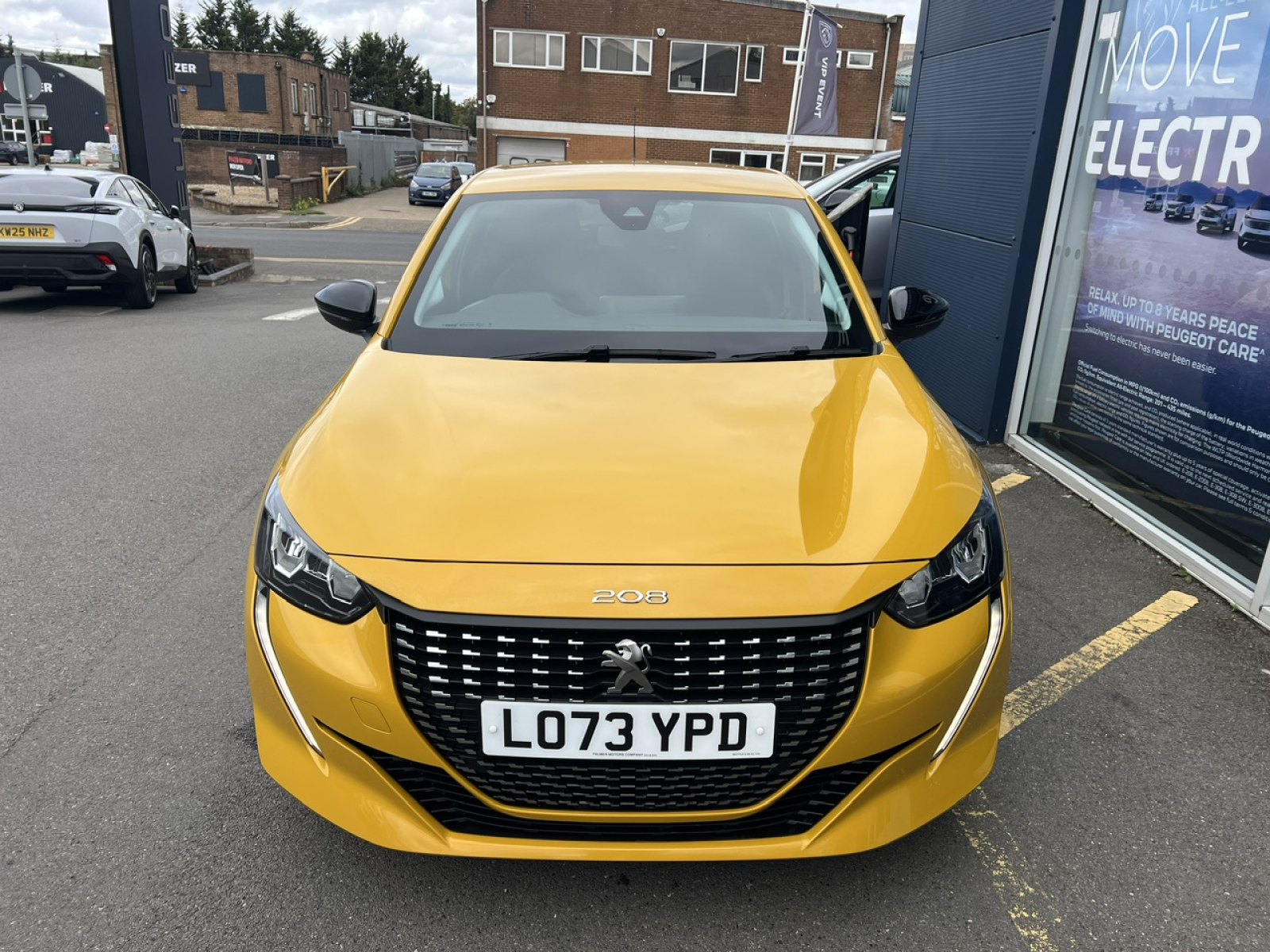 Peugeot 208