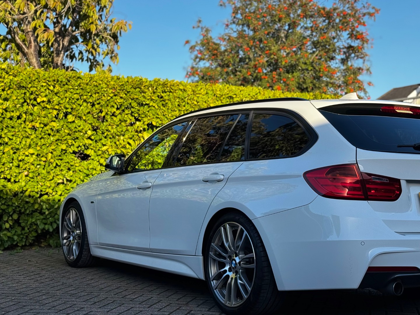 BMW 320