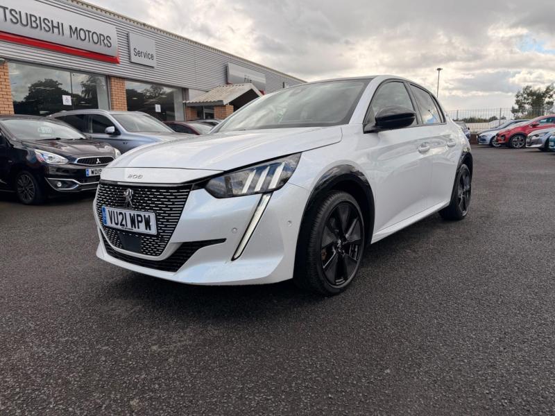 Peugeot e-208
