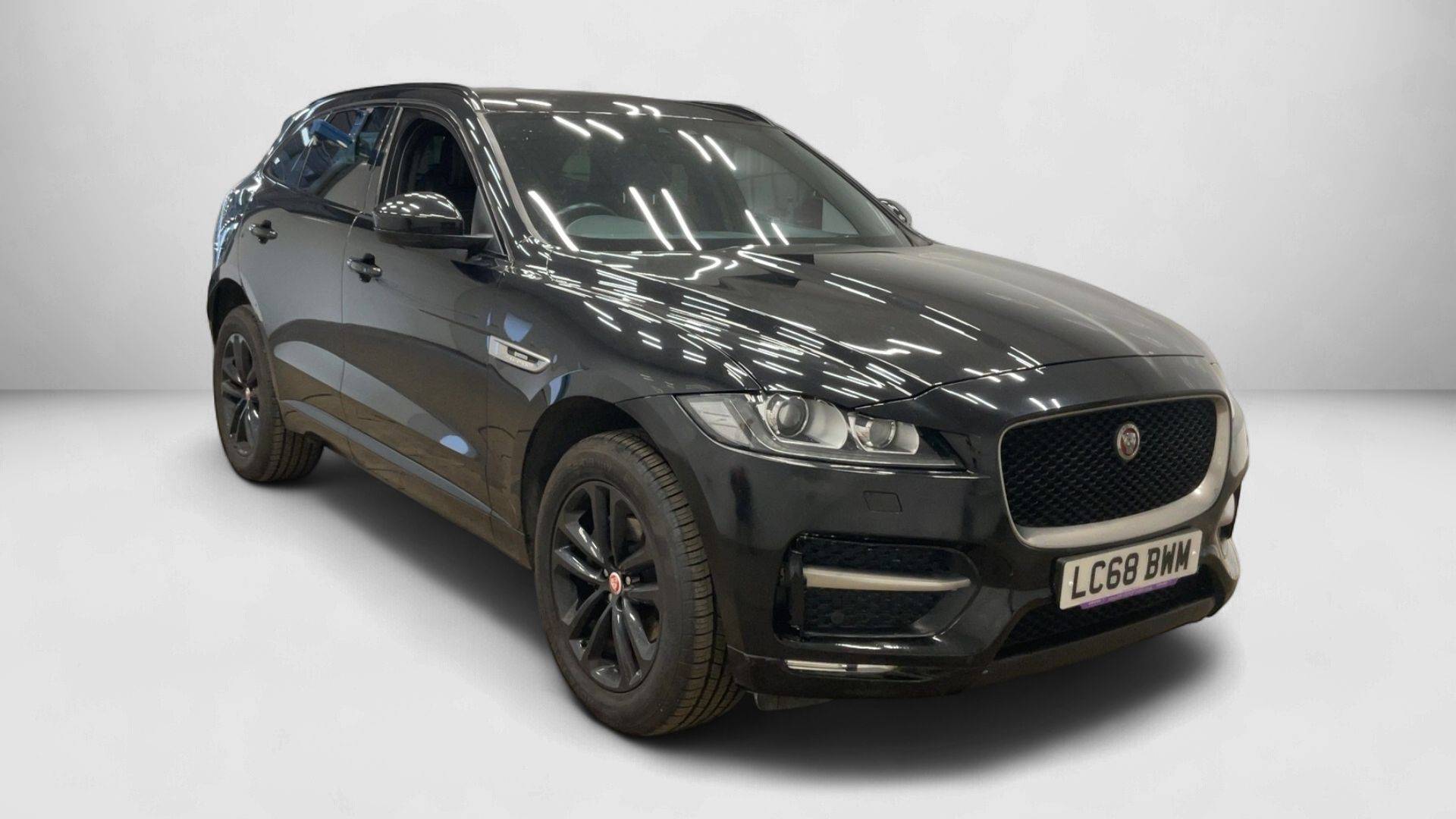 Jaguar F-Pace
