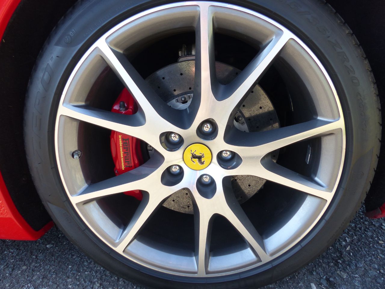 Ferrari California