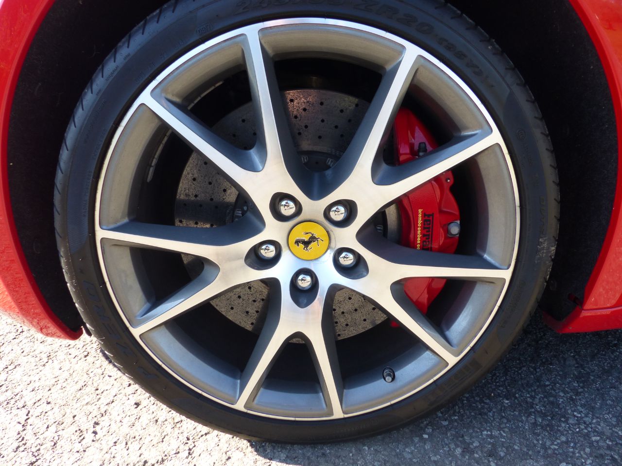 Ferrari California