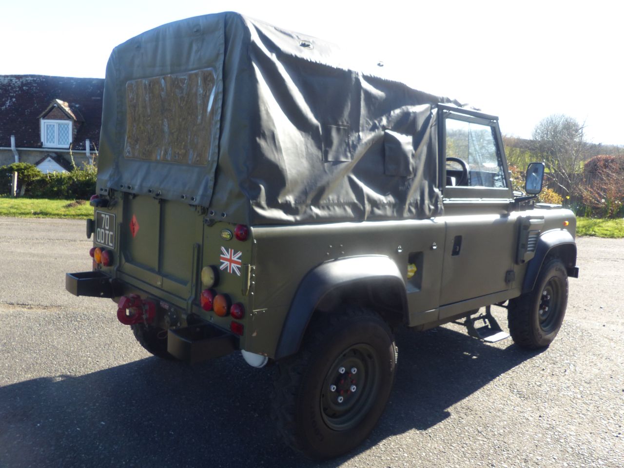 Land Rover Defender 90