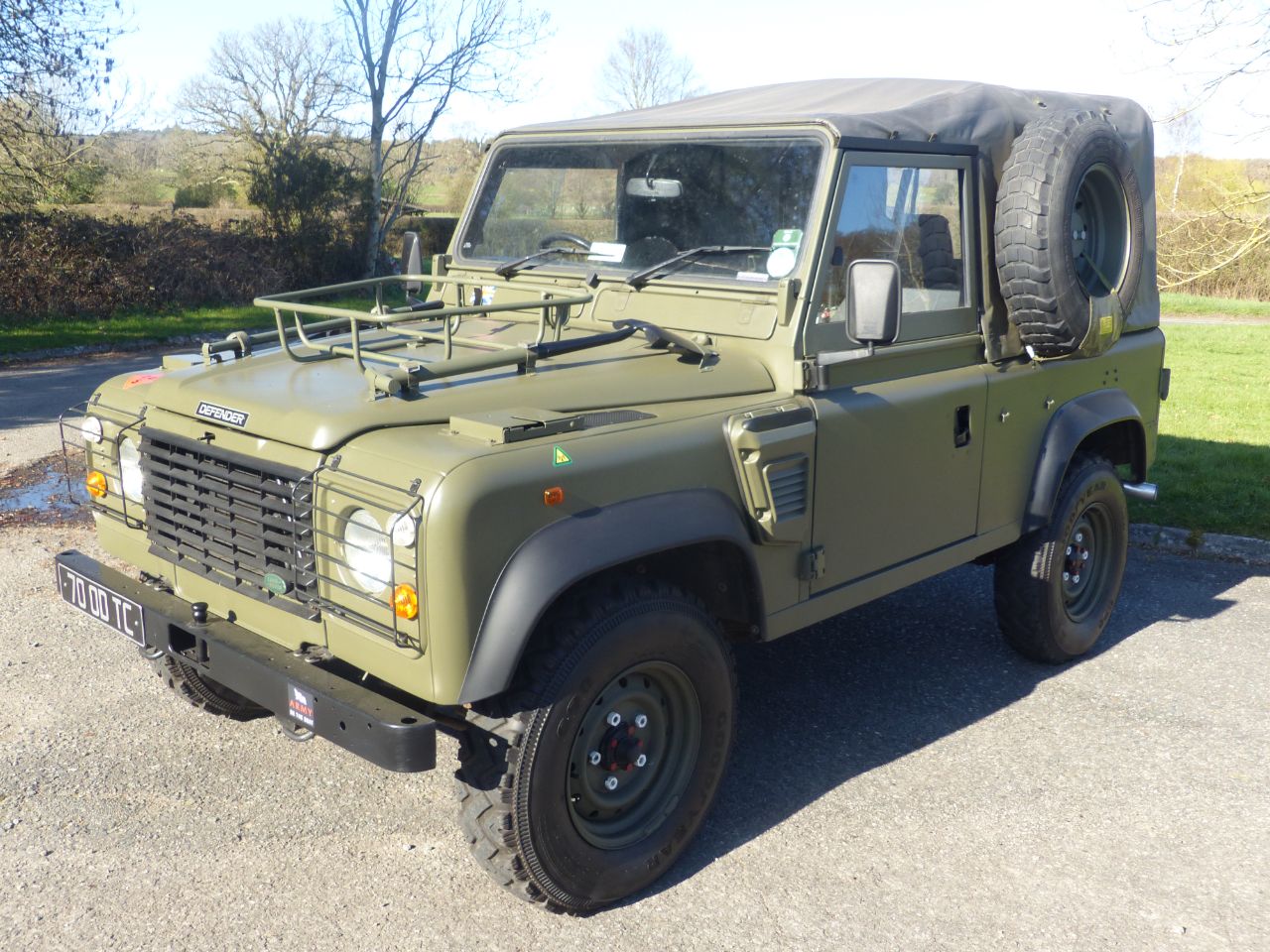 Land Rover Defender 90