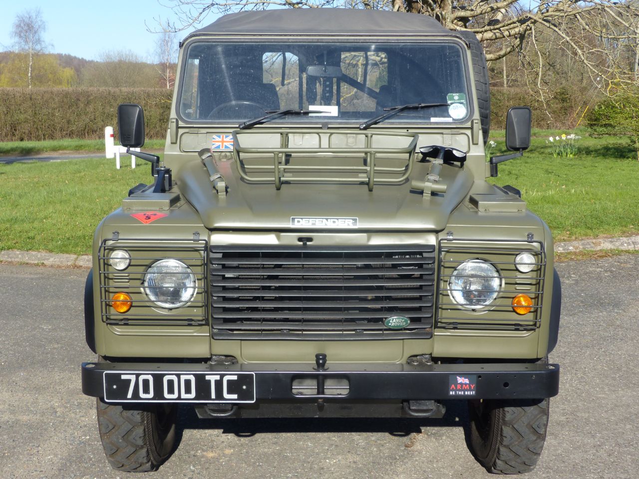 Land Rover Defender 90