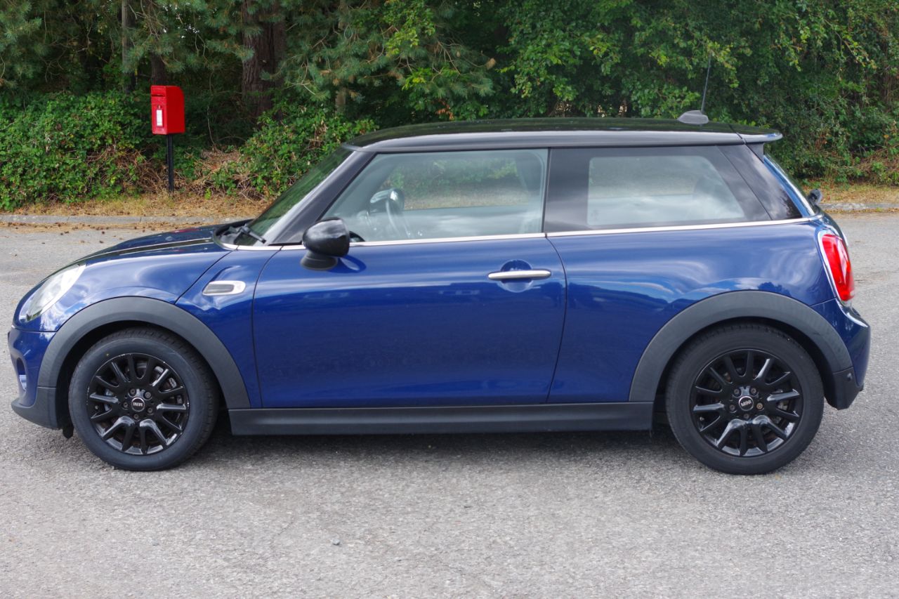 Mini Hatchback