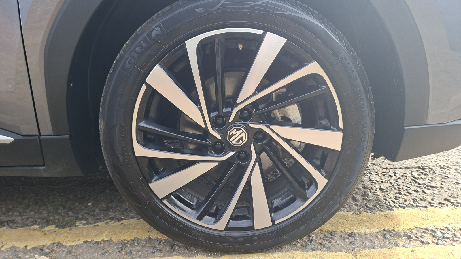 MG Motor UK ZS