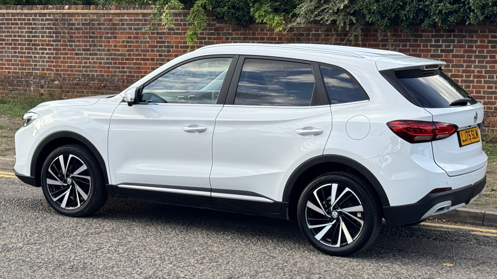 MG Motor UK ZS