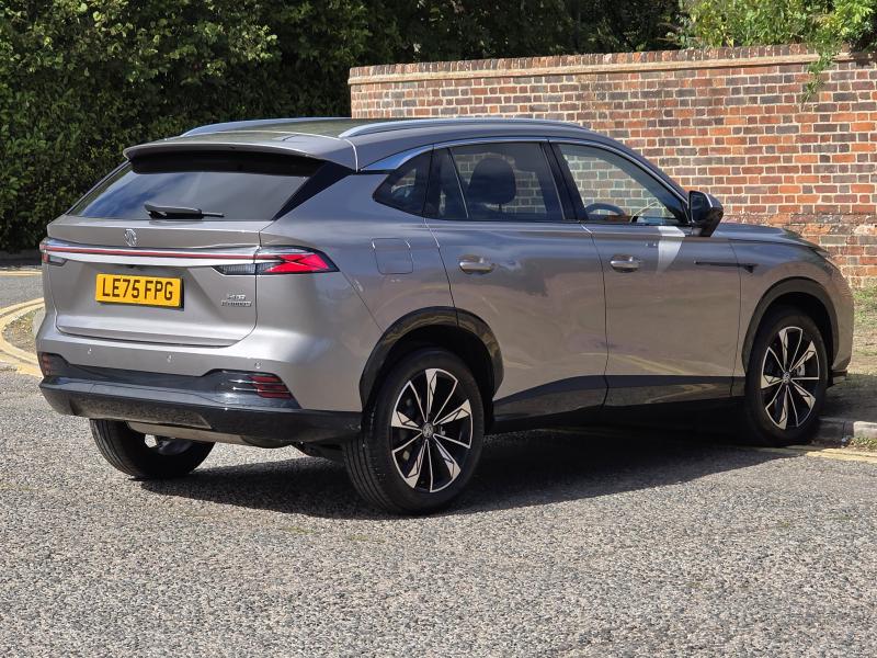 MG Motor UK HS
