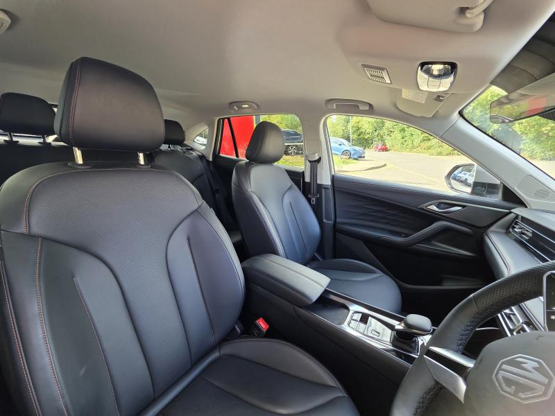 MG Motor UK HS