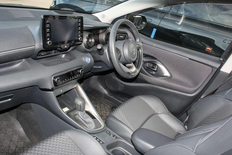 Mazda Mazda2 HYBRID
