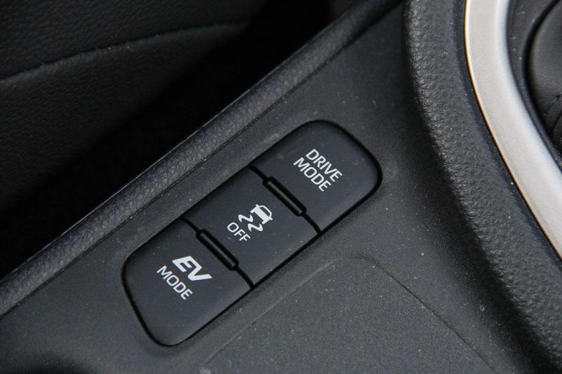 Mazda Mazda2 HYBRID