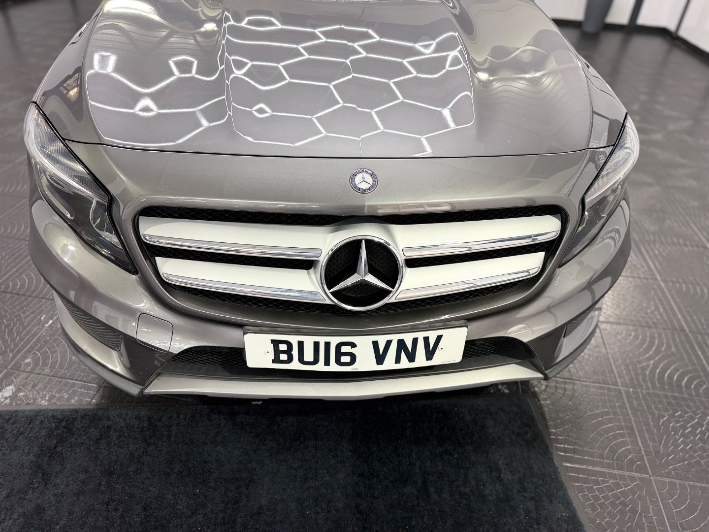Mercedes-Benz GLA