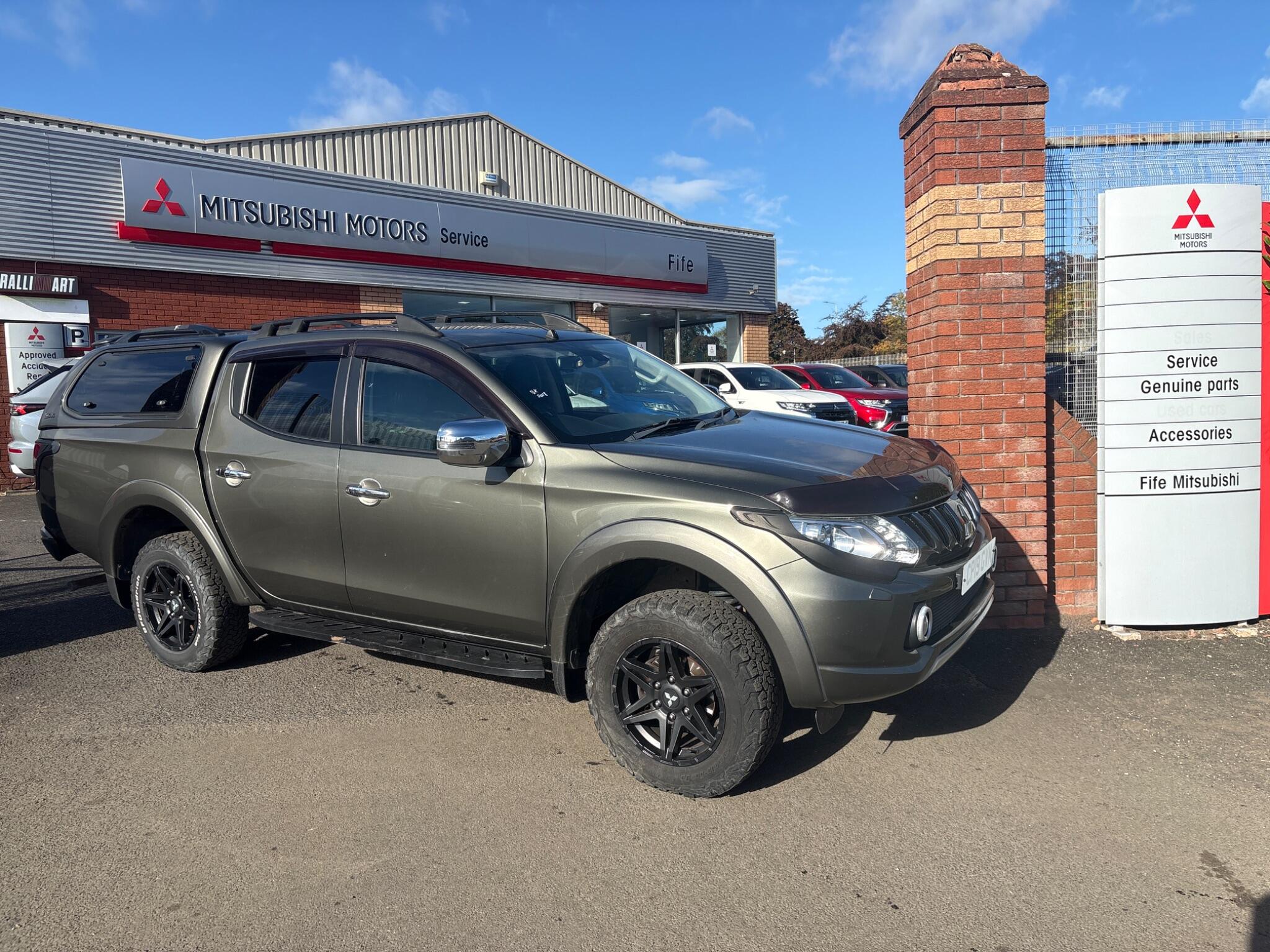 Mitsubishi L200