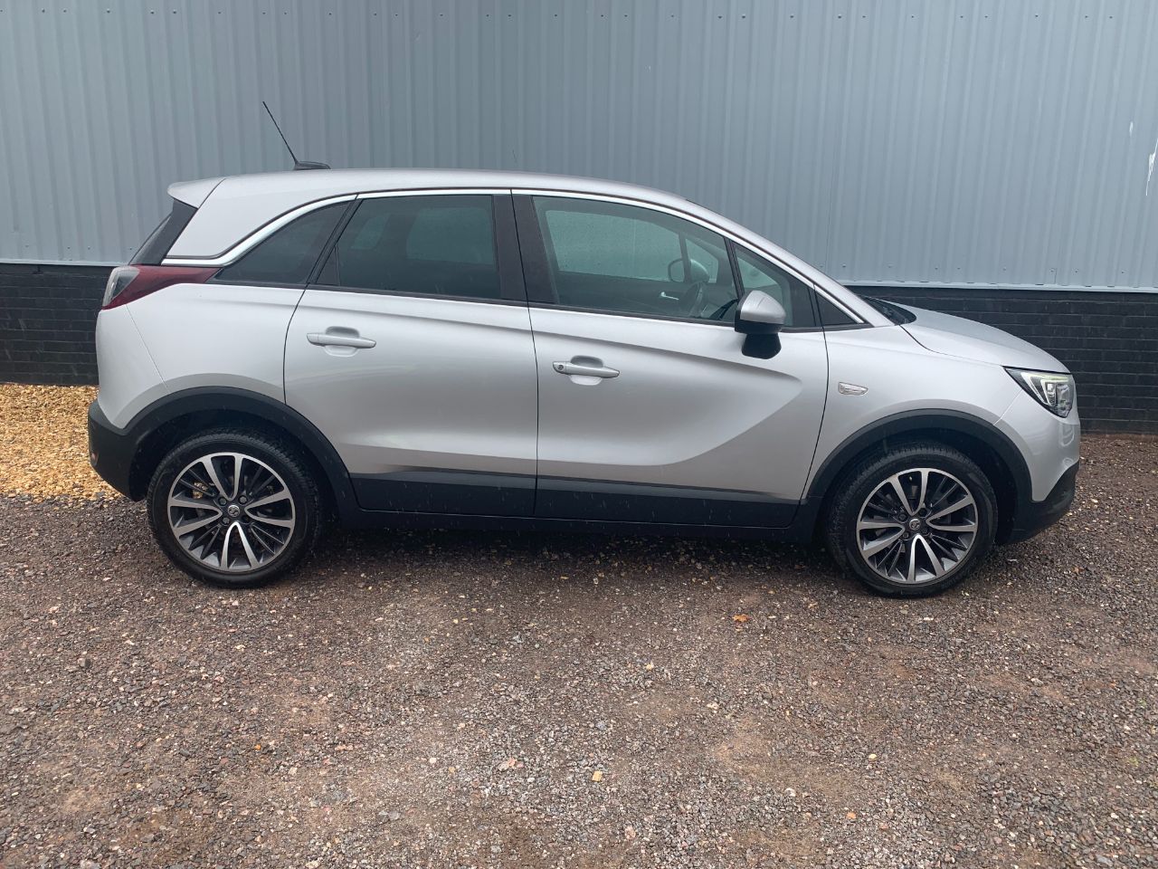 Vauxhall Crossland X