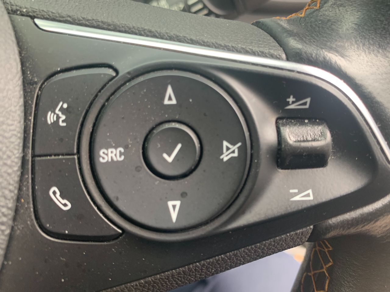 Vauxhall Crossland X