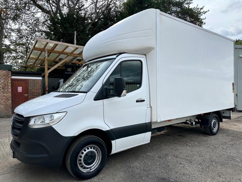 Mercedes-Benz Sprinter