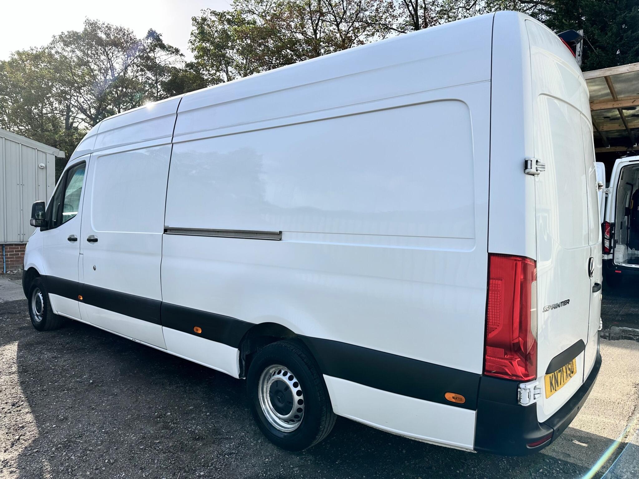 Mercedes-Benz Sprinter