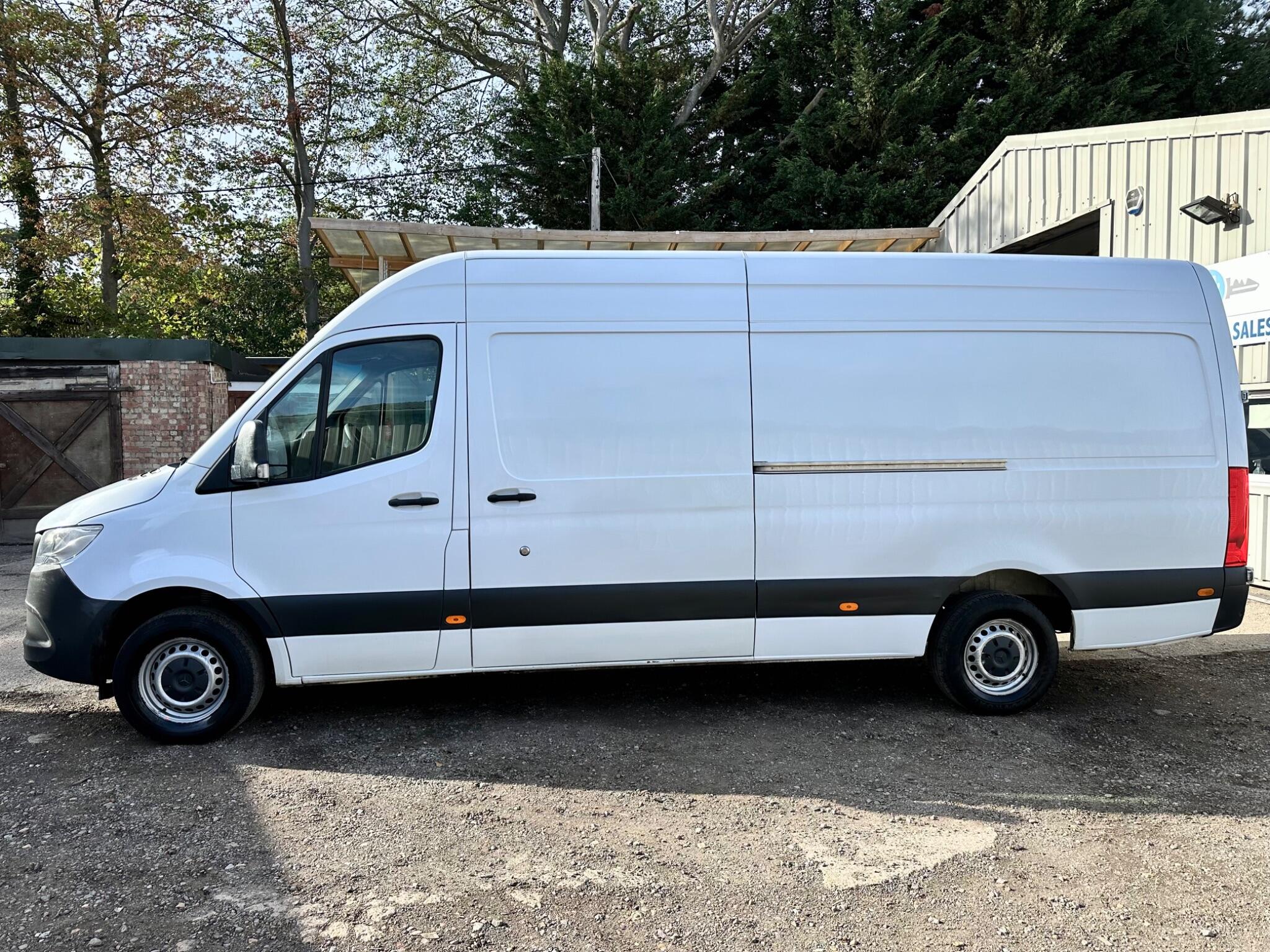 Mercedes-Benz Sprinter