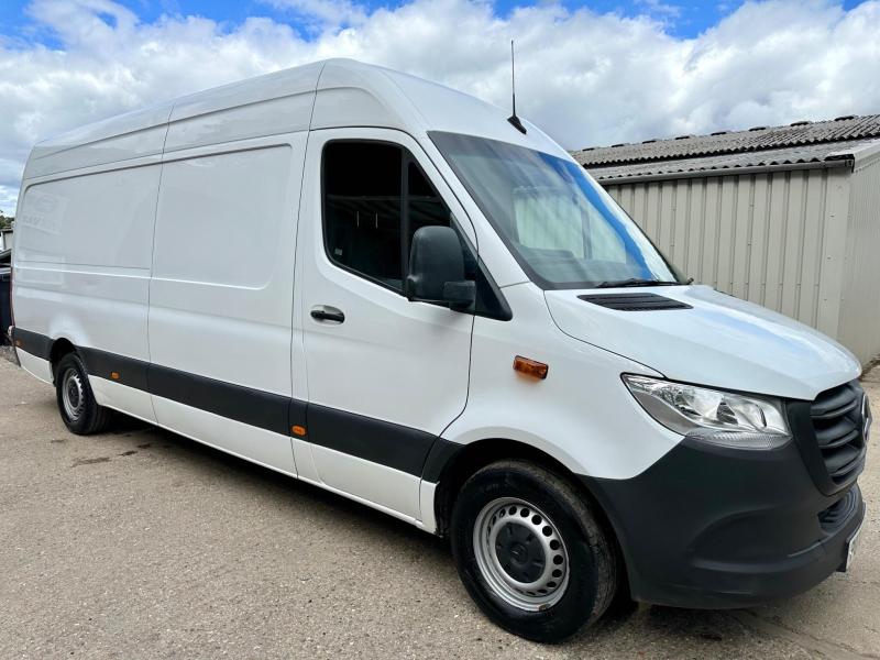 Mercedes-Benz Sprinter