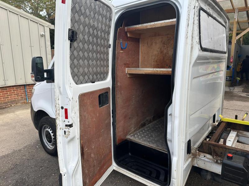 Mercedes-Benz Sprinter