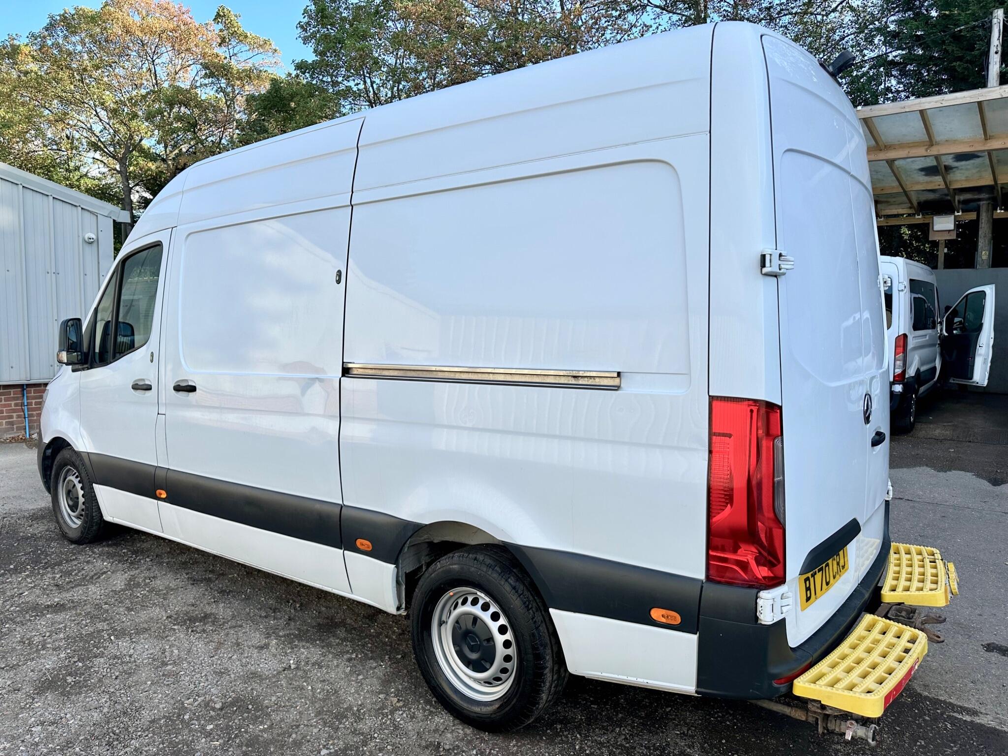 Mercedes-Benz Sprinter
