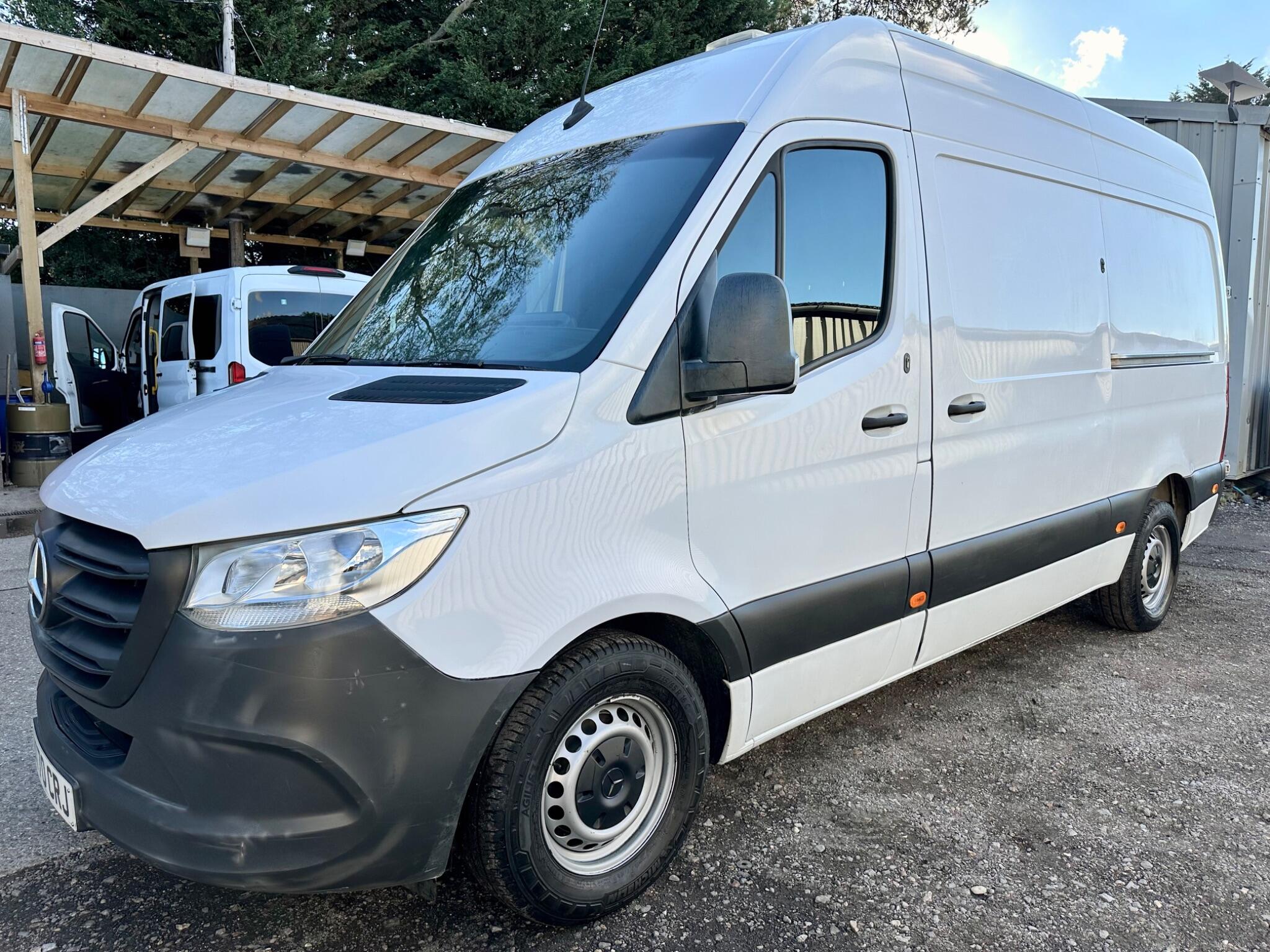 Mercedes-Benz Sprinter