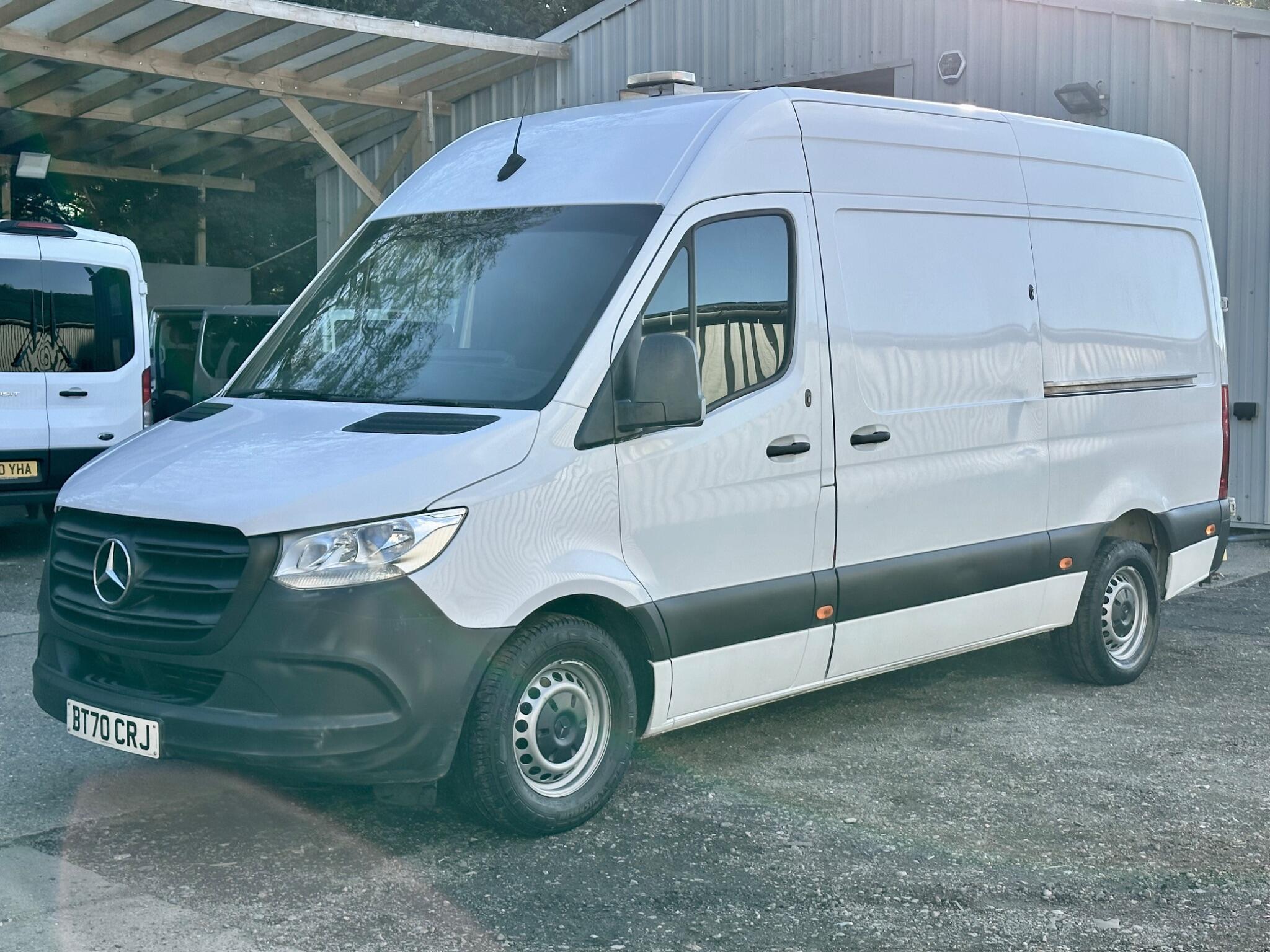 Mercedes-Benz Sprinter