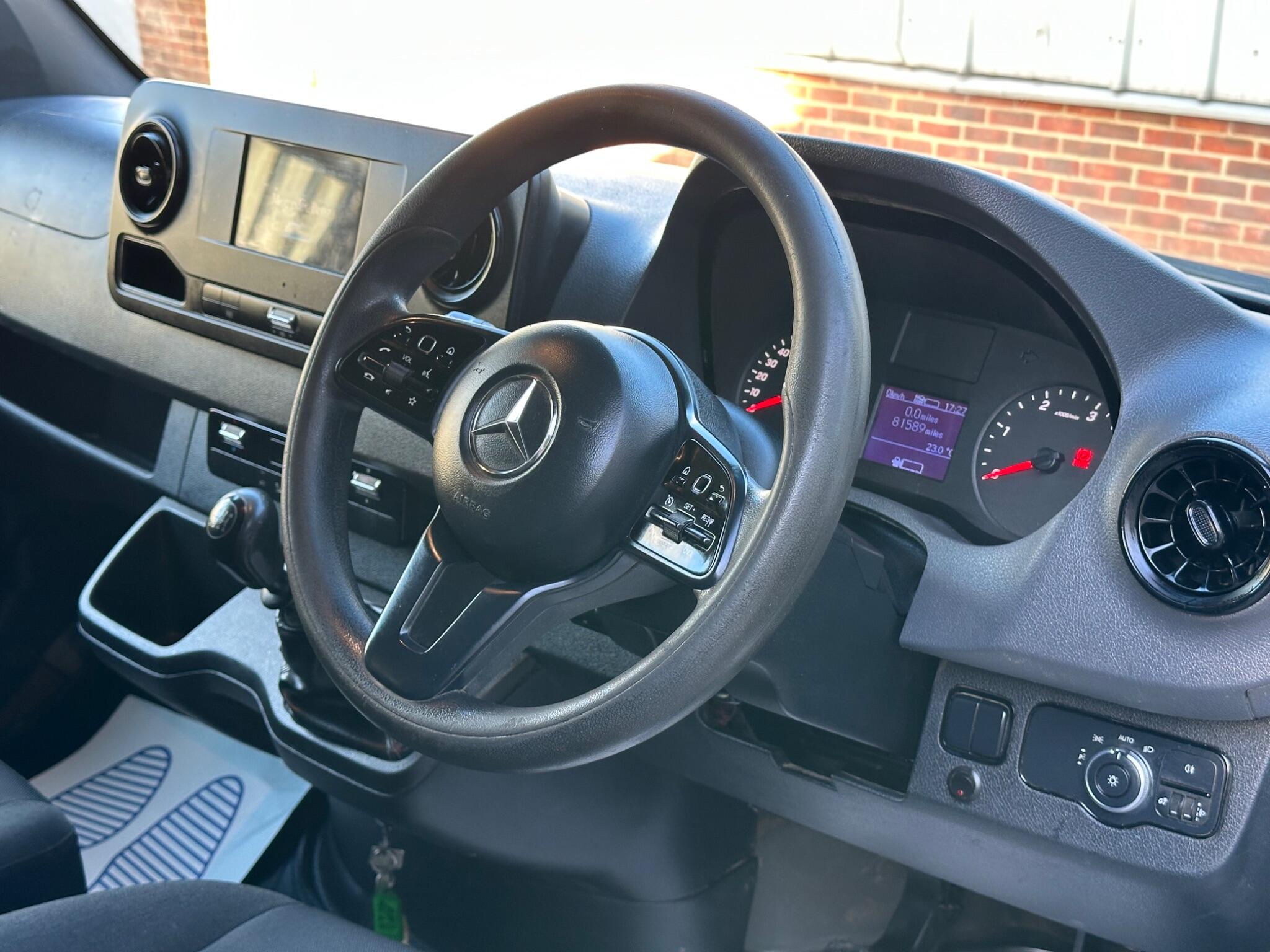 Mercedes-Benz Sprinter