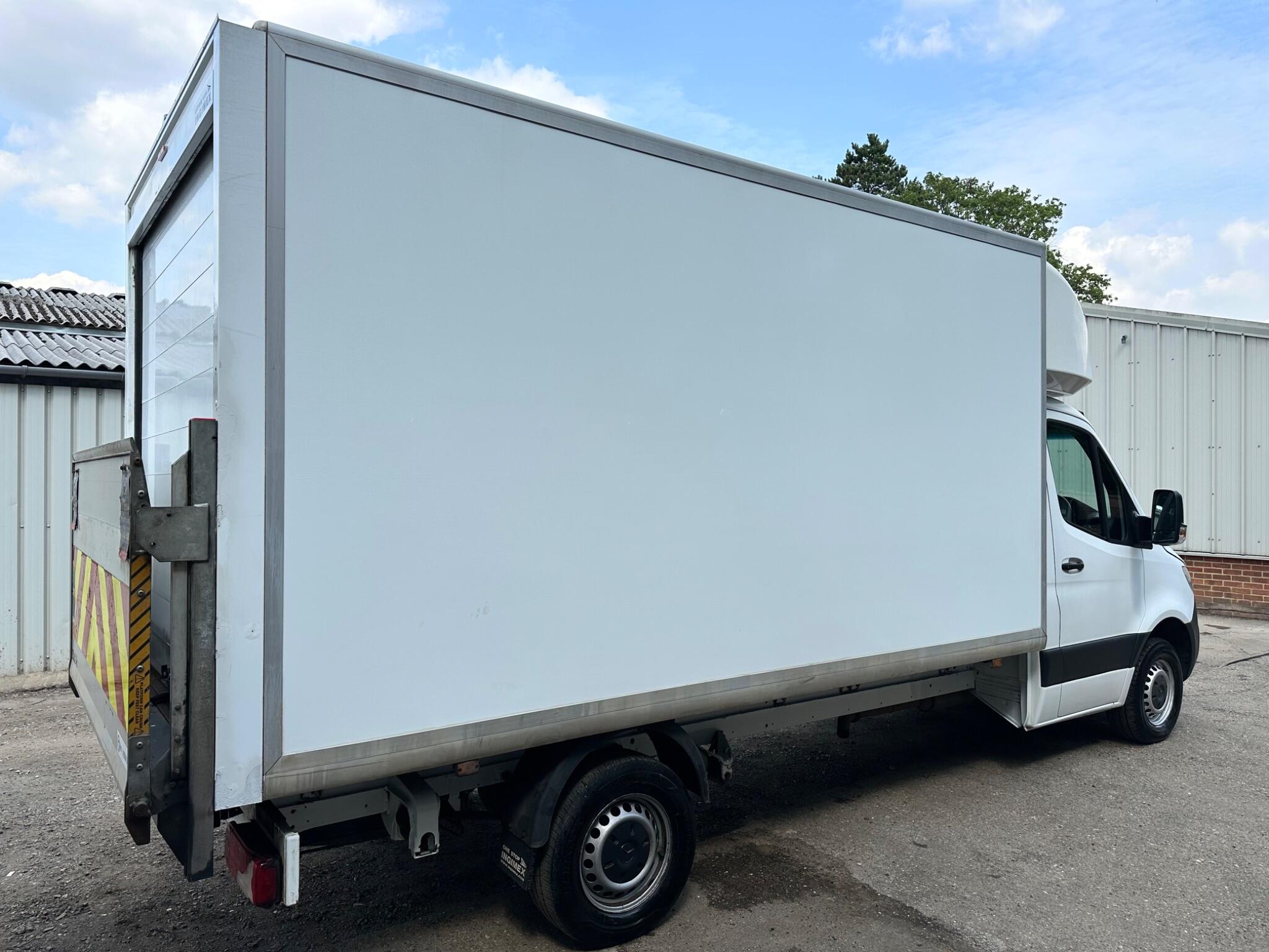 Mercedes-Benz Sprinter