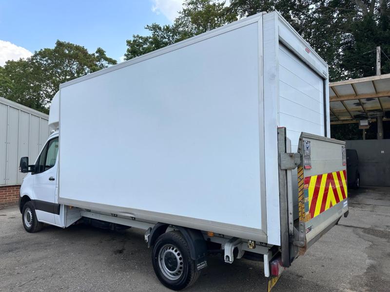 Mercedes-Benz Sprinter