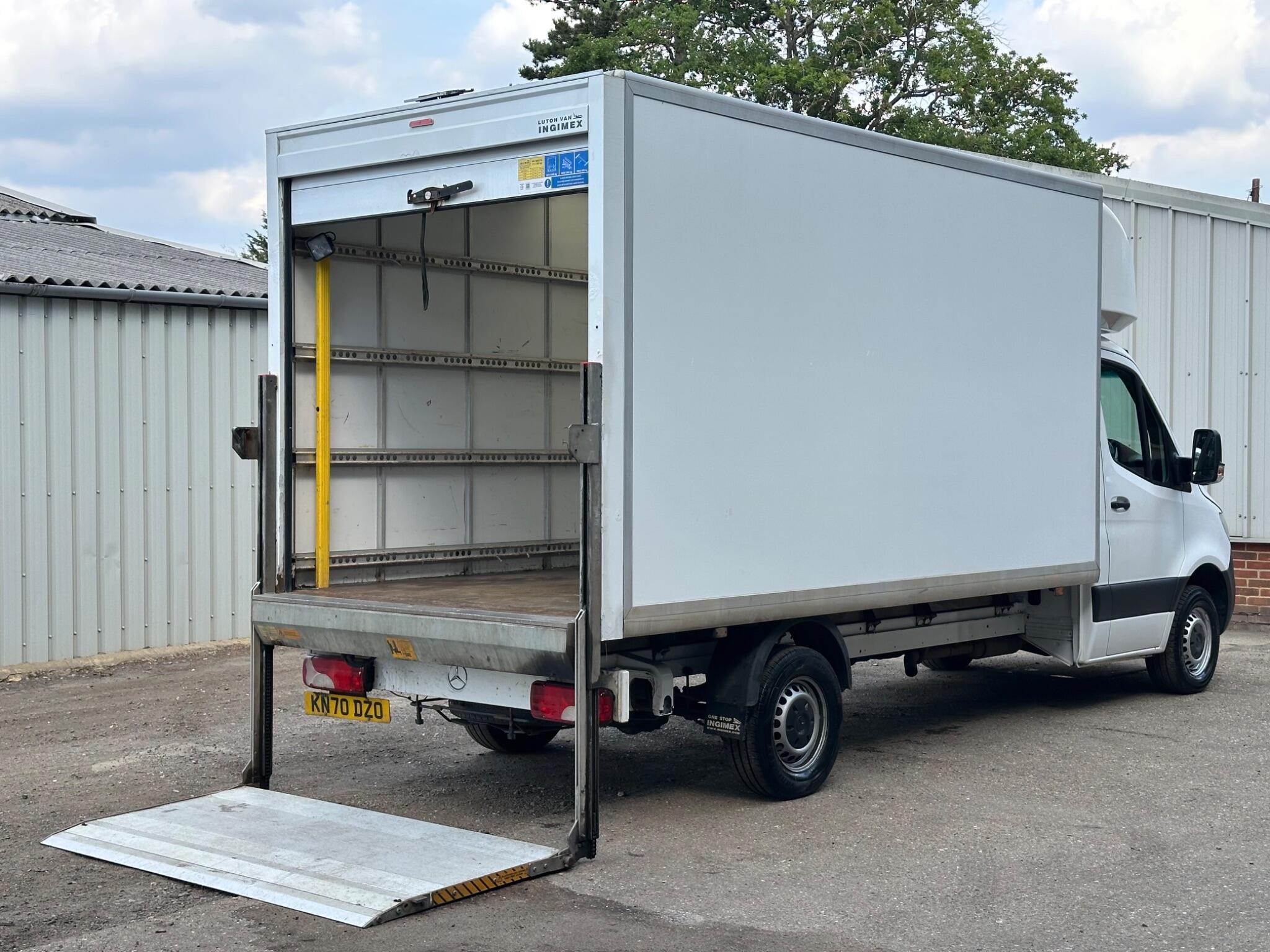 Mercedes-Benz Sprinter