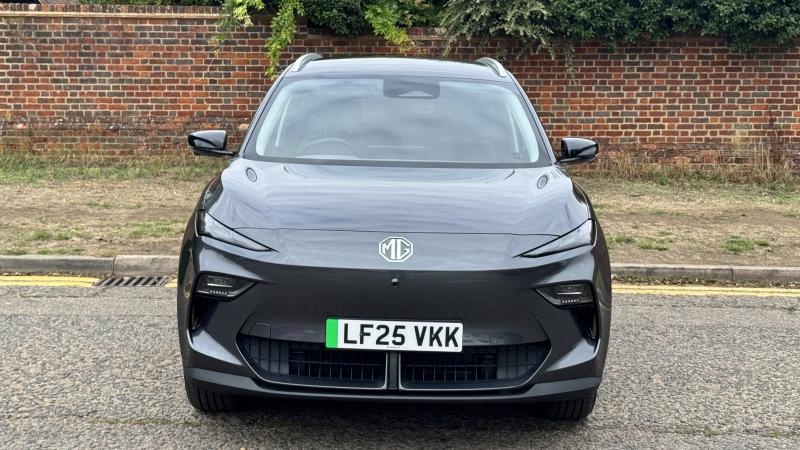 MG Motor UK MGS5