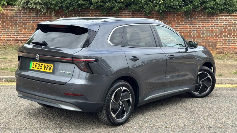 MG Motor UK MGS5