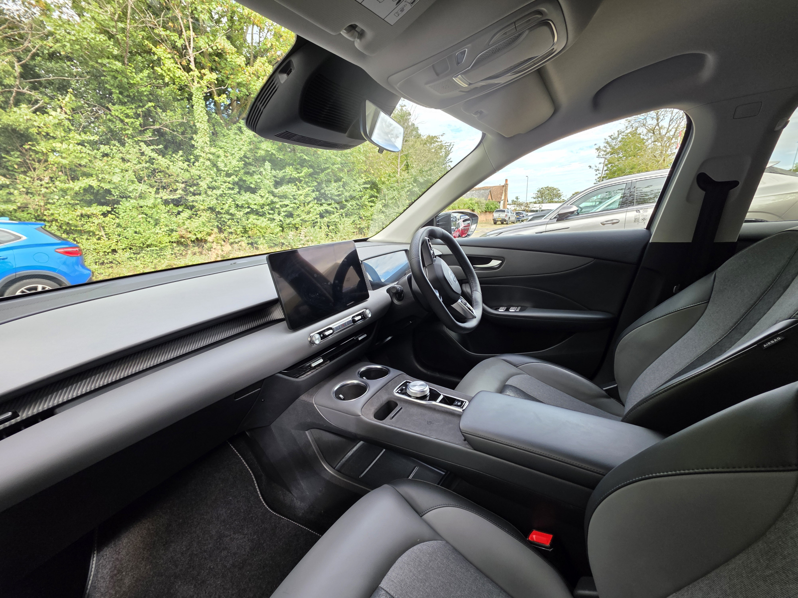 MG Motor UK MGS5
