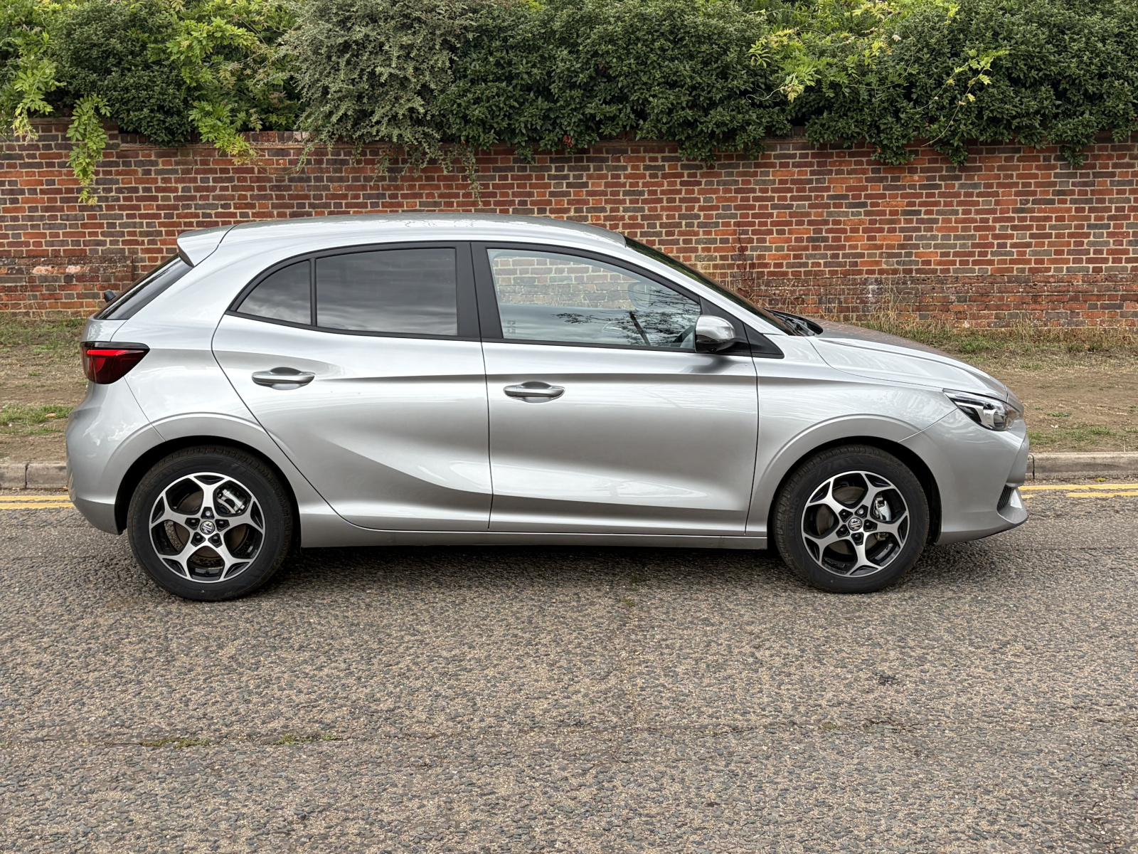 MG Motor UK MG3