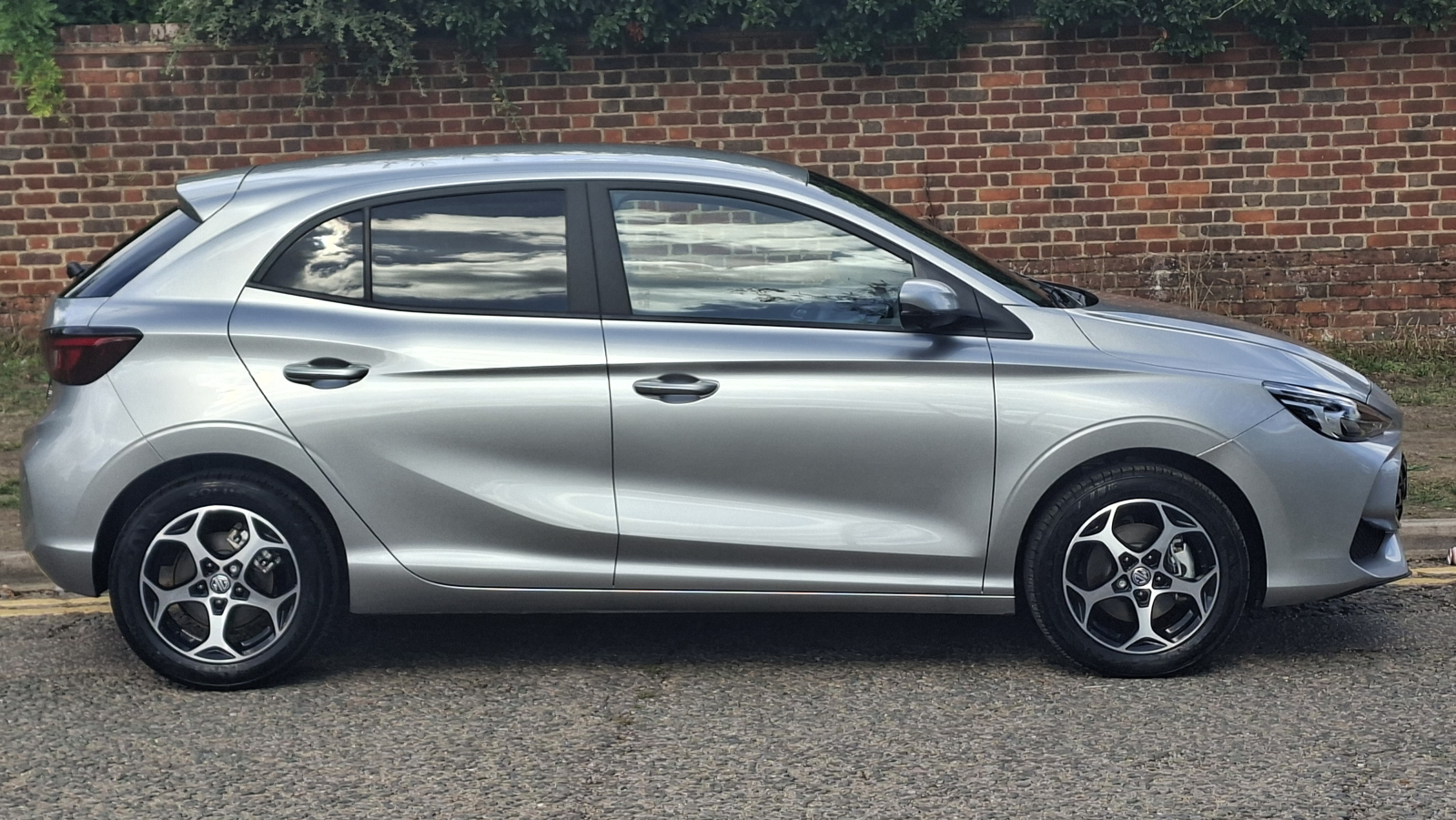 MG Motor UK MG3