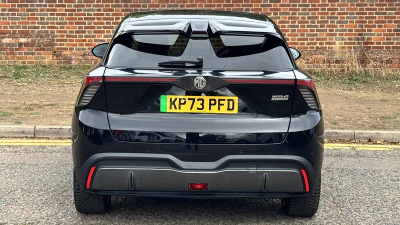MG Motor UK Mg4