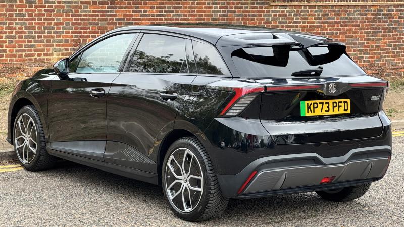 MG Motor UK Mg4