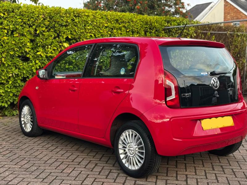 Volkswagen Up