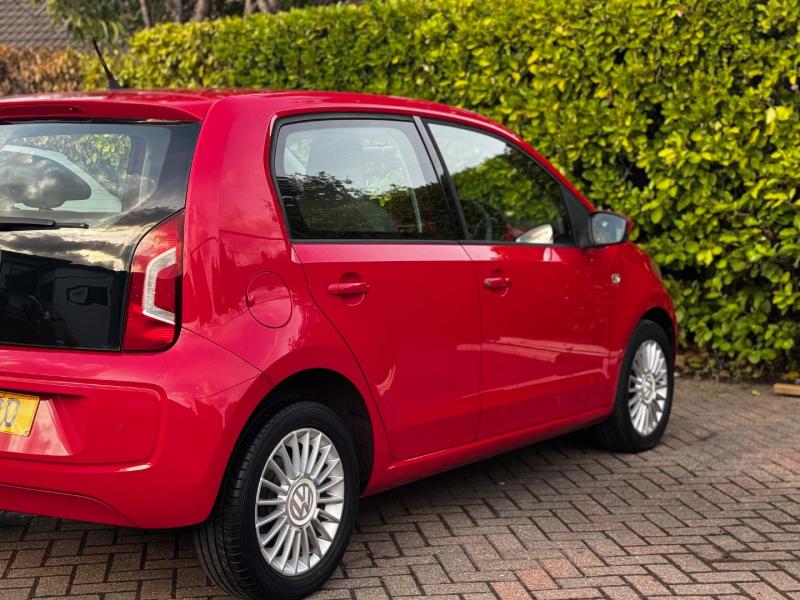 Volkswagen Up