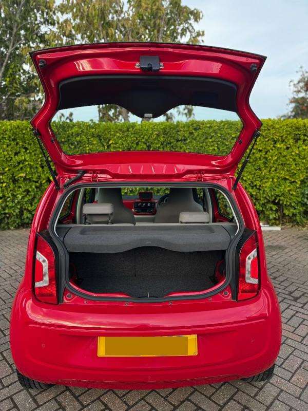 Volkswagen Up