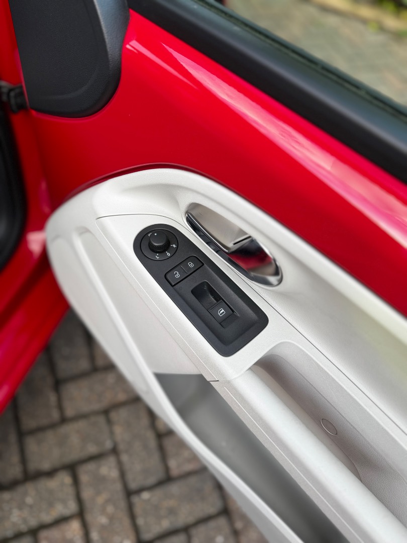 Volkswagen Up