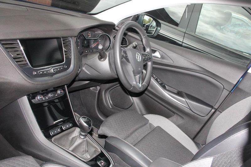 Vauxhall Grandland X