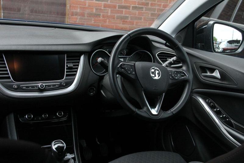 Vauxhall Grandland X